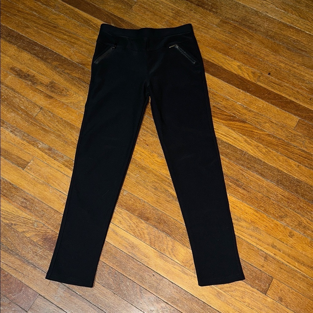 Coco + Carmen Black Leggings, Zipper Pockets. L/XL